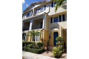2907 S Greenleaf Cir, Boynton Beach, FL 33426, Sold 02/15/19