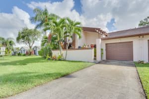 6145 Elsinore Cir, Greenacres, FL 33463, Sold 01/30/19