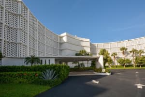 2760 S Ocean Blvd, Palm Beach, FL 33480, Sold 12/28/18