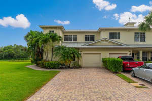 2548 Creekside Dr, Fort Pierce, FL 34981, Sold 12/17/18