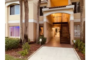 815 W Boynton Beach Blvd, Boynton Beach, FL 33426, Sold 01/30/19