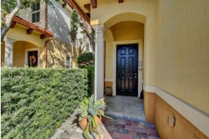 2674 N Federal Hwy, Boynton Beach, FL 33435, Sold 05/10/19