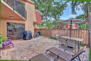 8201 Severn Dr, Boca Raton, FL 33433, Sold 12/07/18