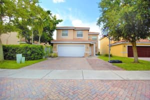 3934 Crescent Creek Dr, Coconut Creek, FL 33073, Sold 02/08/19