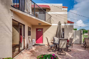 4085 Village Dr, Delray Beach, FL 33445, Sold 02/08/19