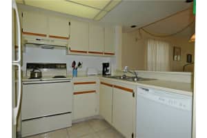 803 SE Central Pkwy, Stuart, FL 34994, Sold 03/01/19