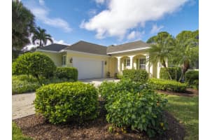838 Carolina Cir SW, Vero Beach, FL 32962, Sold 06/28/19