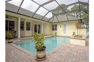 838 Carolina Cir SW, Vero Beach, FL 32962, Sold 06/28/19