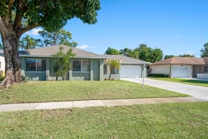 639 White Water Dr, West Palm Beach, FL 33413, Sold 08/09/19