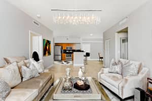 255 NE 3rd Ave, Delray Beach, FL 33444, Sold 10/01/19