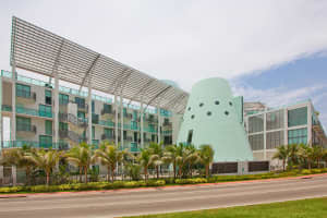 6000 Collins Ave, Miami Beach, FL 33140, Sold 02/28/19