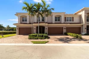 68 Landau St, Boynton Beach, FL 33426, Sold 04/05/19