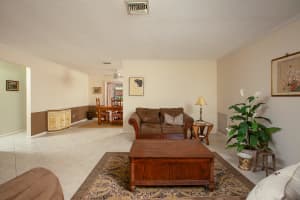 702 Banyan Rd, Vero Beach, FL 32963, Sold 04/23/19