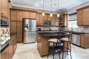 9837 Cobblestone Creek Dr, Boynton Beach, FL 33472, Sold 08/19/19