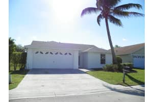208 Malibu Cir, Greenacres, FL 33413, Sold 04/30/19