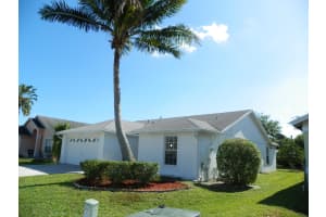 208 Malibu Cir, Greenacres, FL 33413, Sold 04/30/19