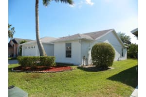 208 Malibu Cir, Greenacres, FL 33413, Sold 04/30/19
