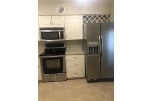 3210 S Lakeview Cir, Fort Pierce, FL 34949, Sold 02/21/19