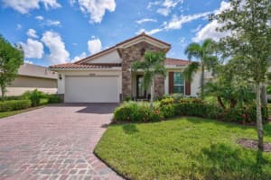 10200 SW Yellowwood Ave, Port St. Lucie, FL 34987, Sold 07/30/19