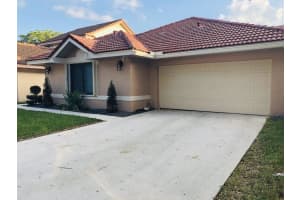 9420 NW 18th Pl, Plantation, FL 33322, Sold 04/08/19