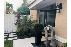 9420 NW 18th Pl, Plantation, FL 33322, Sold 04/08/19