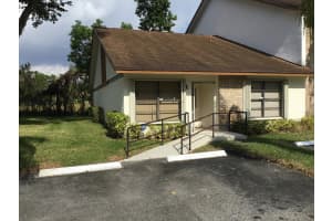 1010 Parkside Green Dr, Greenacres, FL 33415, Sold 03/15/19