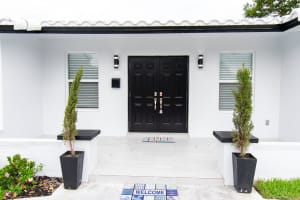 208 SW 12th Ave, Boca Raton, FL 33486, Sold 03/19/19