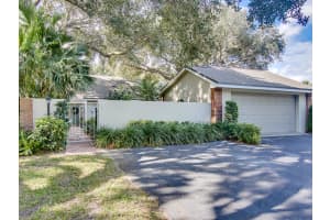 125 E Park Shores Cir, Indian River Shores, FL 32963, Sold 04/10/19