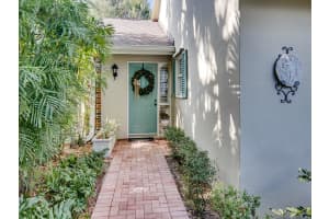 125 E Park Shores Cir, Indian River Shores, FL 32963, Sold 04/10/19