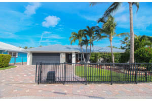 823 Shore Dr, Boynton Beach, FL 33435, Sold 05/01/19