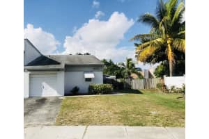 5233 NW 6th St, Delray Beach, FL 33445, Sold 04/01/19