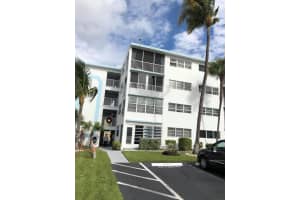 3221 NE 8th St, Pompano Beach, FL 33062, Sold 03/05/20