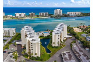 19800 Sandpointe Bay Dr, Tequesta, FL 33469, Sold 08/20/19