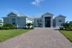 1100 2nd Manor SW, Vero Beach, FL 32962, Sold 09/26/19