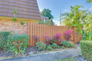 3911 Carolina Dr, Lake Worth, FL 33461, Sold 12/31/18