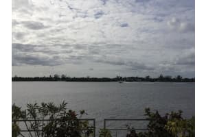 2760 S Ocean Blvd, Palm Beach, FL 33480, Sold 04/23/19