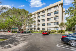 2501 Riverside Dr, Coral Springs, FL 33065, Sold 01/25/19