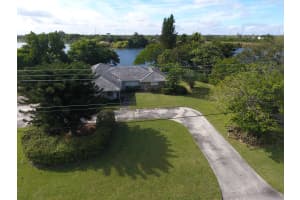 3865 S Lake Dr, Boynton Beach, FL 33435, Sold 06/04/20