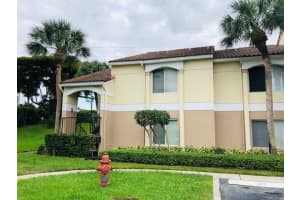 815 W Boynton Beach Blvd, Boynton Beach, FL 33426, Sold 03/04/19