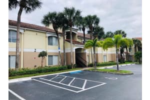 815 W Boynton Beach Blvd, Boynton Beach, FL 33426, Sold 03/04/19