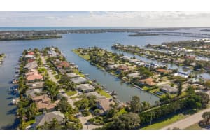 MLS# R10488153, Vero Beach, Florida 32960
