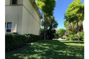 334 Spruce St, Boynton Beach, FL 33426, Sold 05/16/19
