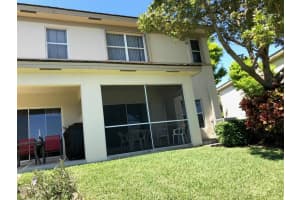 334 Spruce St, Boynton Beach, FL 33426, Sold 05/16/19