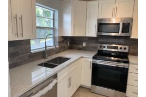 2950 SE Ocean Blvd, Stuart, FL 34996, Sold 01/15/19