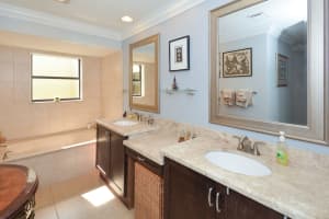 6917 Palmar Ct, Boca Raton, FL 33433, Sold 05/31/19