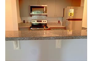 160 Yacht Club Way 210, Hypoluxo