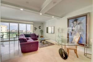 550 SE Mizner Blvd APT B811, Boca Raton, FL 33432, Sold 04/02/19