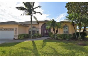 2742 NW Florida Ave, Stuart, FL 34994, Sold 04/30/19