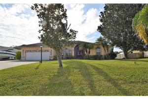 2742 NW Florida Ave, Stuart, FL 34994, Sold 04/30/19
