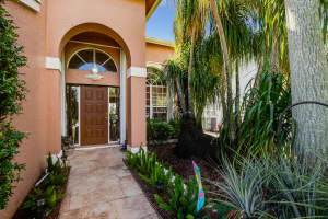 6200 Terra Rosa Cir, Boynton Beach, FL 33472, Sold 05/31/19